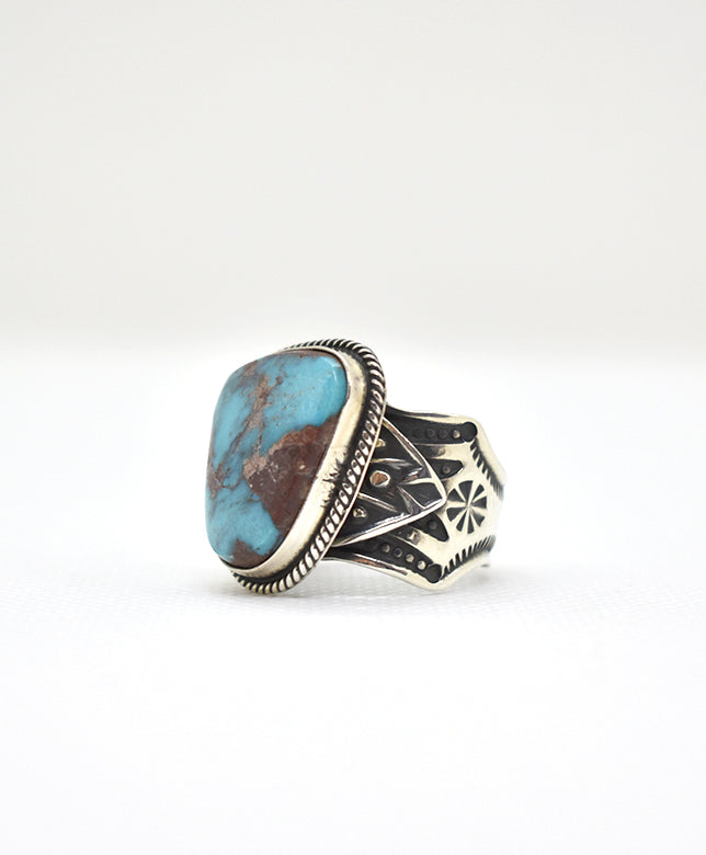 SUNSHINE REEVES / BISBEE TURQUOISE RING 9.8CT